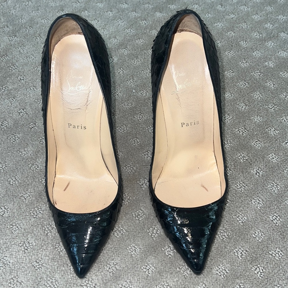 Christian Louboutin black python so Kate pointed toe pump